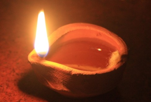 DiwaliOilLampCrop-e1419231709918-608x411